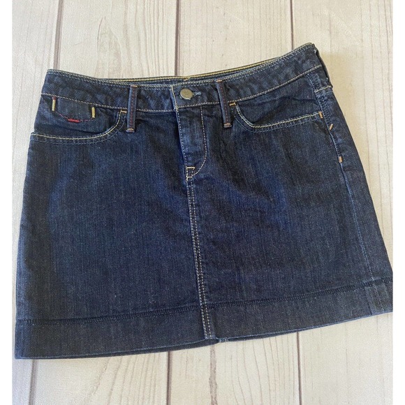 Banana Republic Dresses & Skirts - Banana Republic Denim Dark Wash Resin Rinse Stretch Skirt Size 4